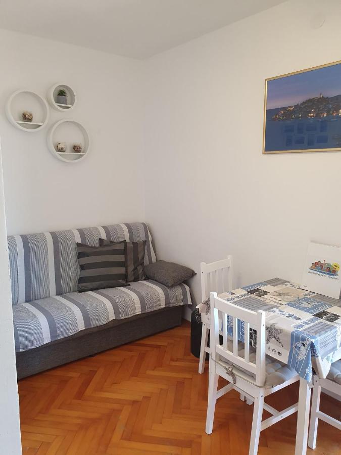 Apartmani Adam Primosten Ngoại thất bức ảnh