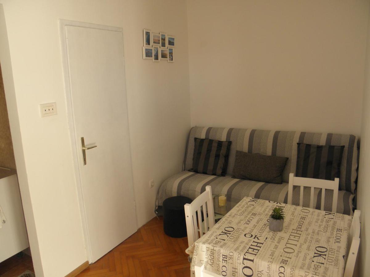 Apartmani Adam Primosten Ngoại thất bức ảnh